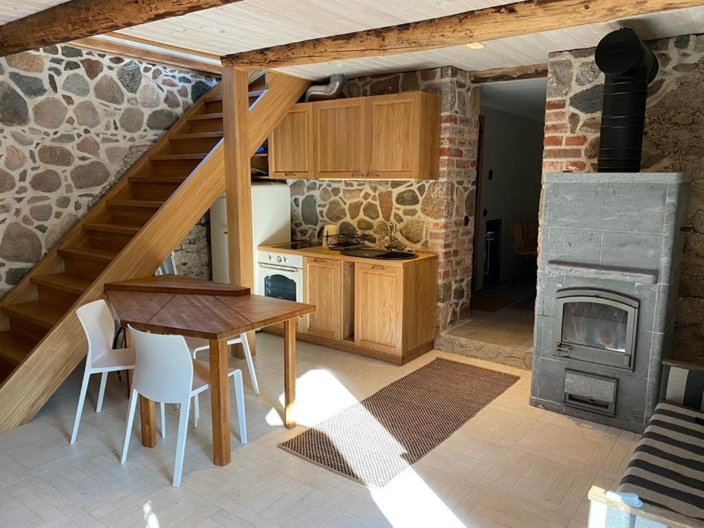 Laettemaa Villa Raanitsa Luaran gambar